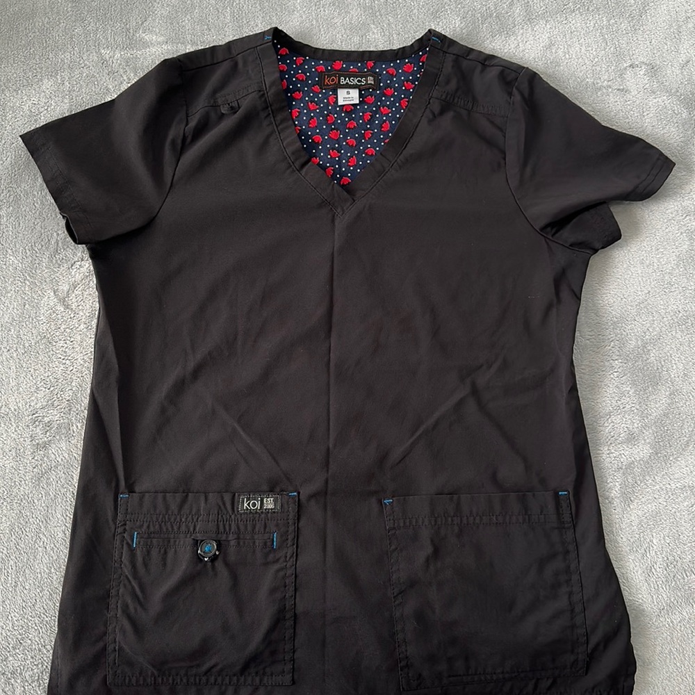 Koi Basics scrub top